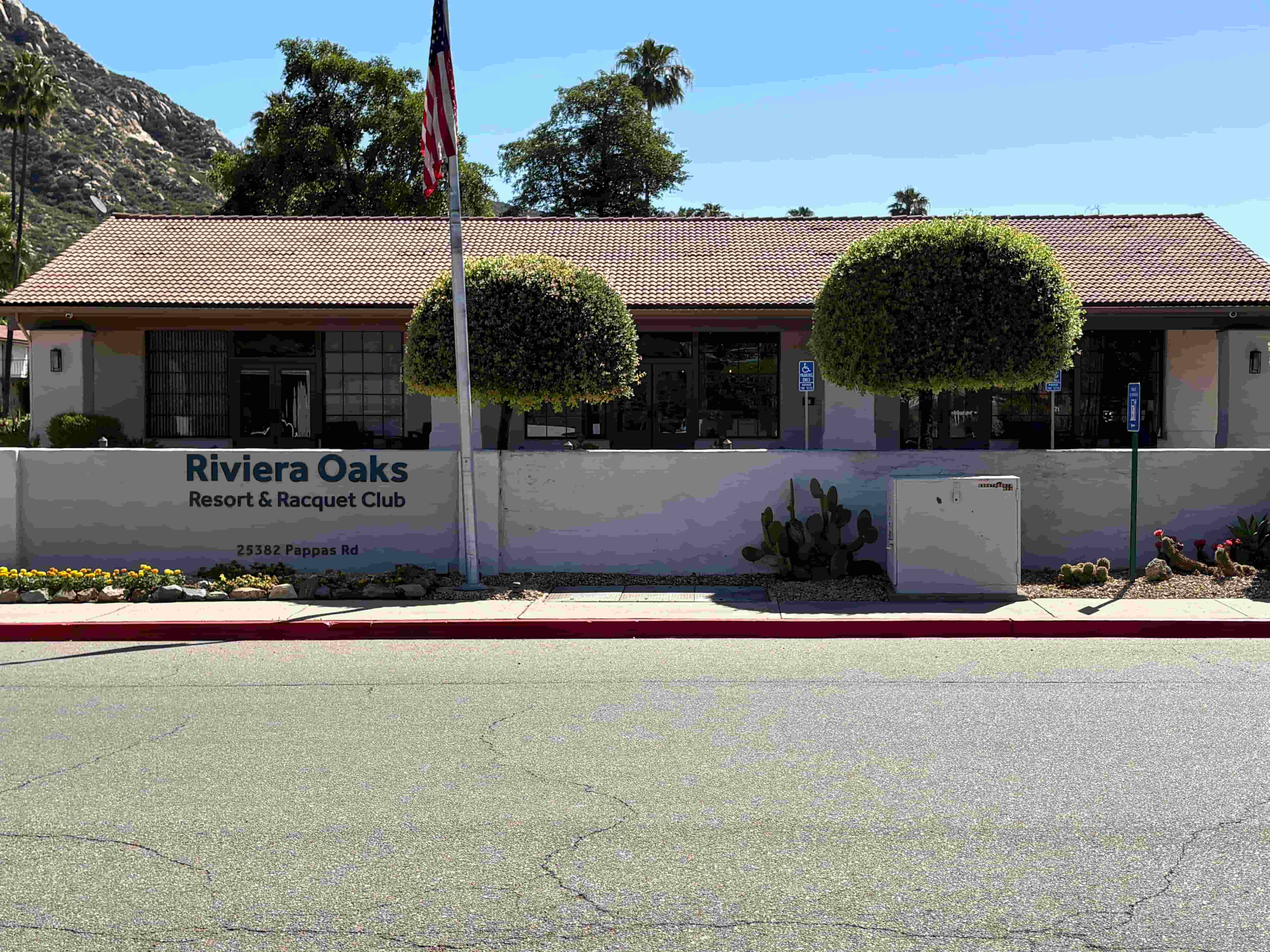 Riviera Oaks Resort and Racquet Club tennis pickleball San Diego Country Estates